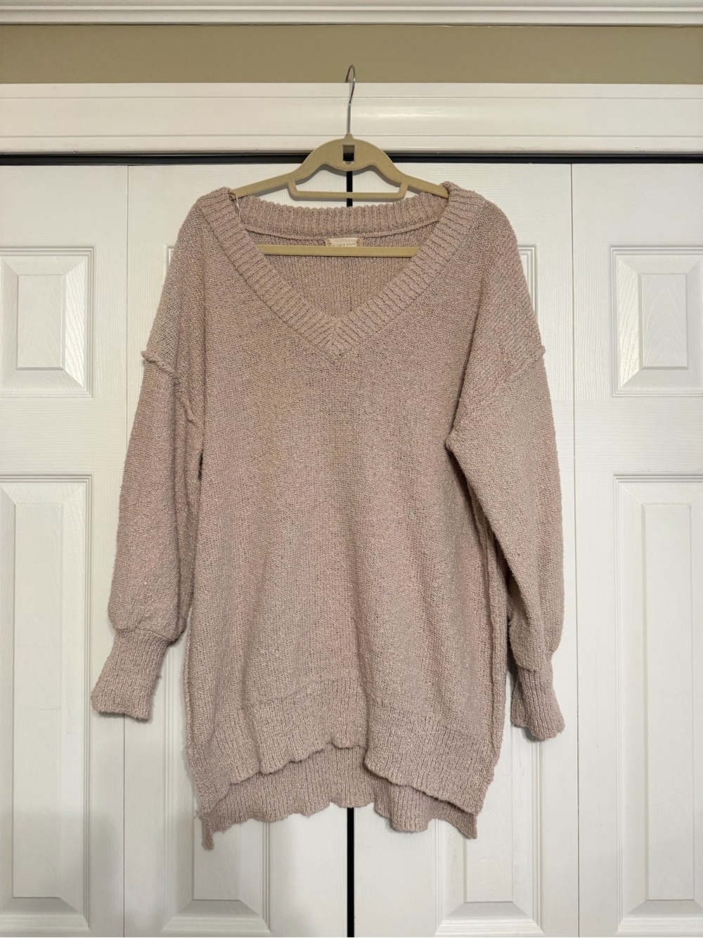 Altar'd State V-Neck oversized Sweater